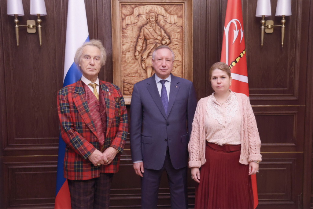 А.М.Шилов, А.Д. Беглов, Ю.Г. Вохминицева.jpg
